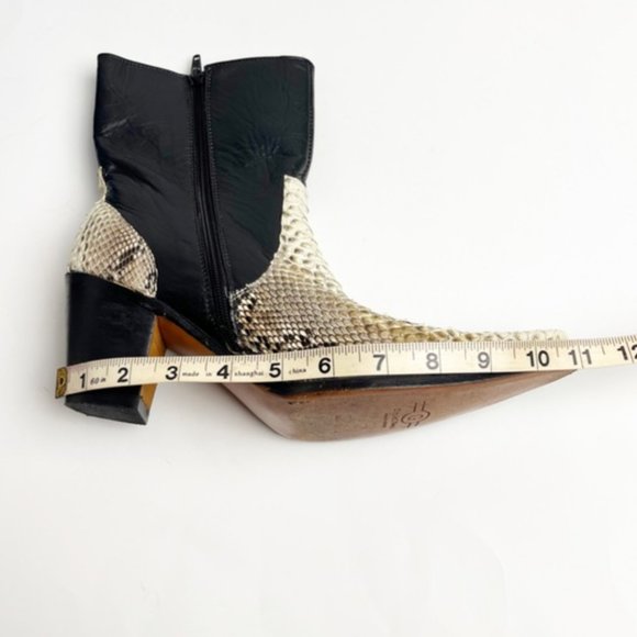 Vintage CIRCLE G Genuine Python Leather Embroidered Zipper Pointy Toe Boots - Picture 14 of 16